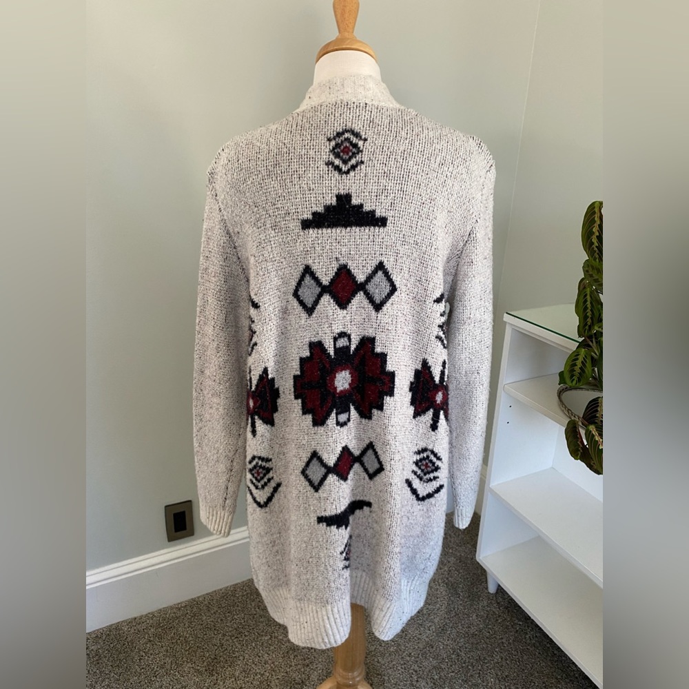 London Kaye Knee Length Cardigan.  Sz. Medium